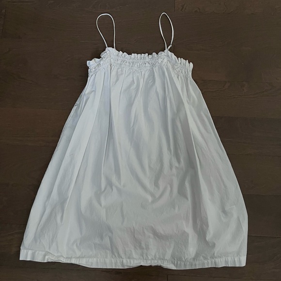 H&M flowy dress - Picture 3 of 3